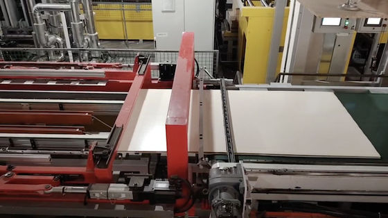 kaufen MDF-Platten-Kurzzykluspressen automatische Warmpresse für Sperrholz 1800 Tonnen online manufacture