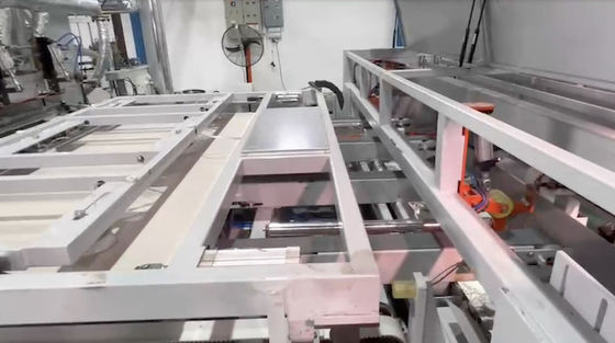 kaufen 4X10 Kurzzyklus-Melamin-Imprägniertes Papier-Laminationsmaschine online manufacture