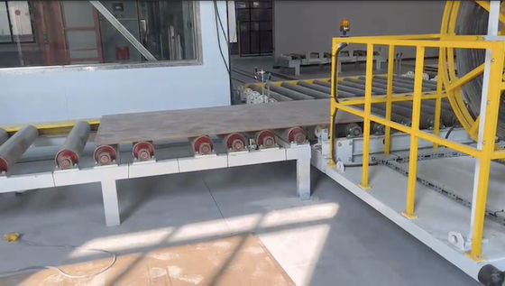 kaufen 4X9 Warmpresse für die Herstellung von Sperrholzlaminaten Kurzzyklus Melaminpresse online manufacture